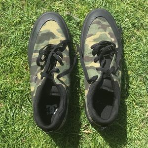 Men’s DC shoes